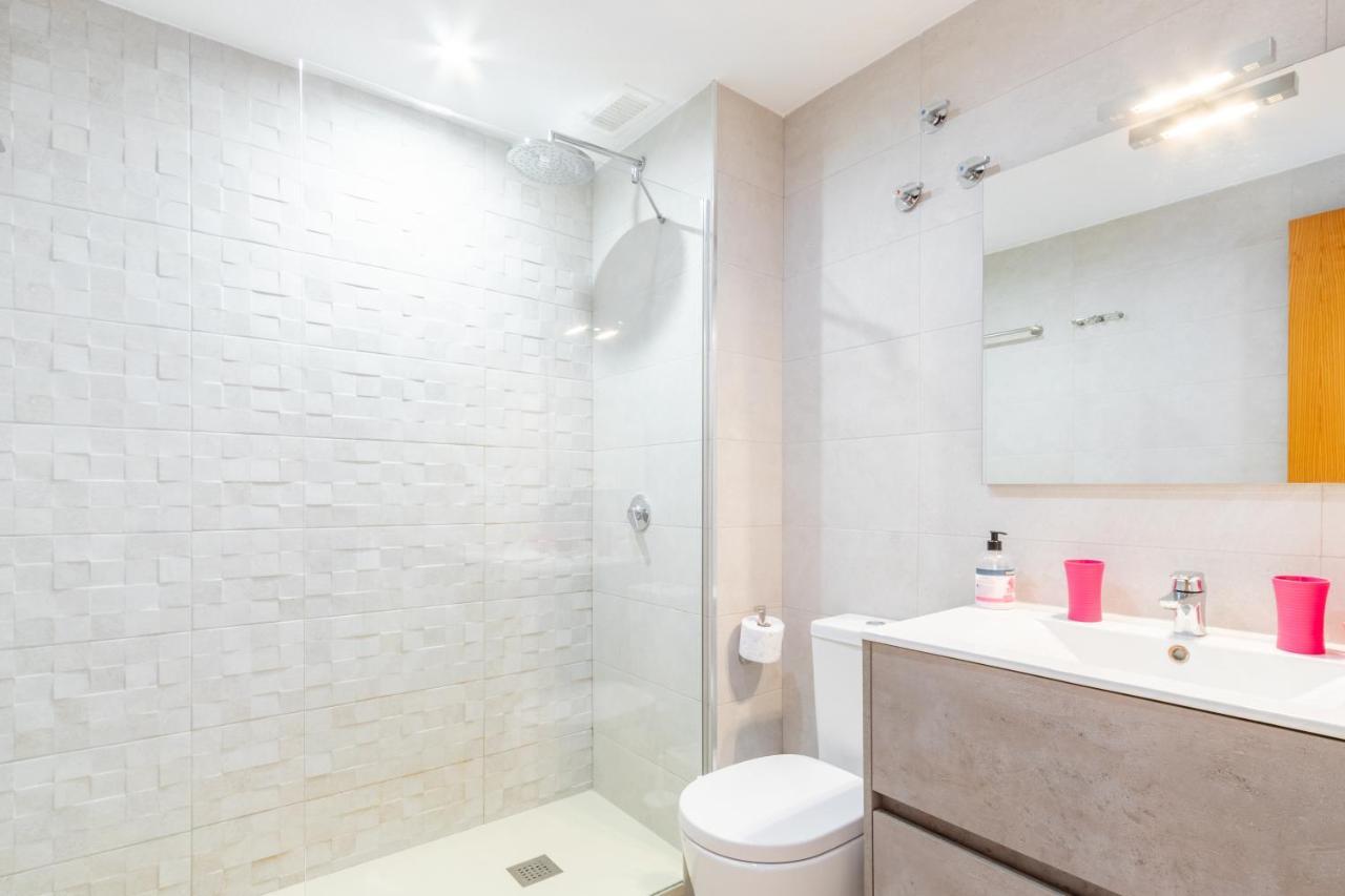 Apartamento Buraux , Con Vistas Al Mar & Parking En El Corazon Del Casco Viejo De *