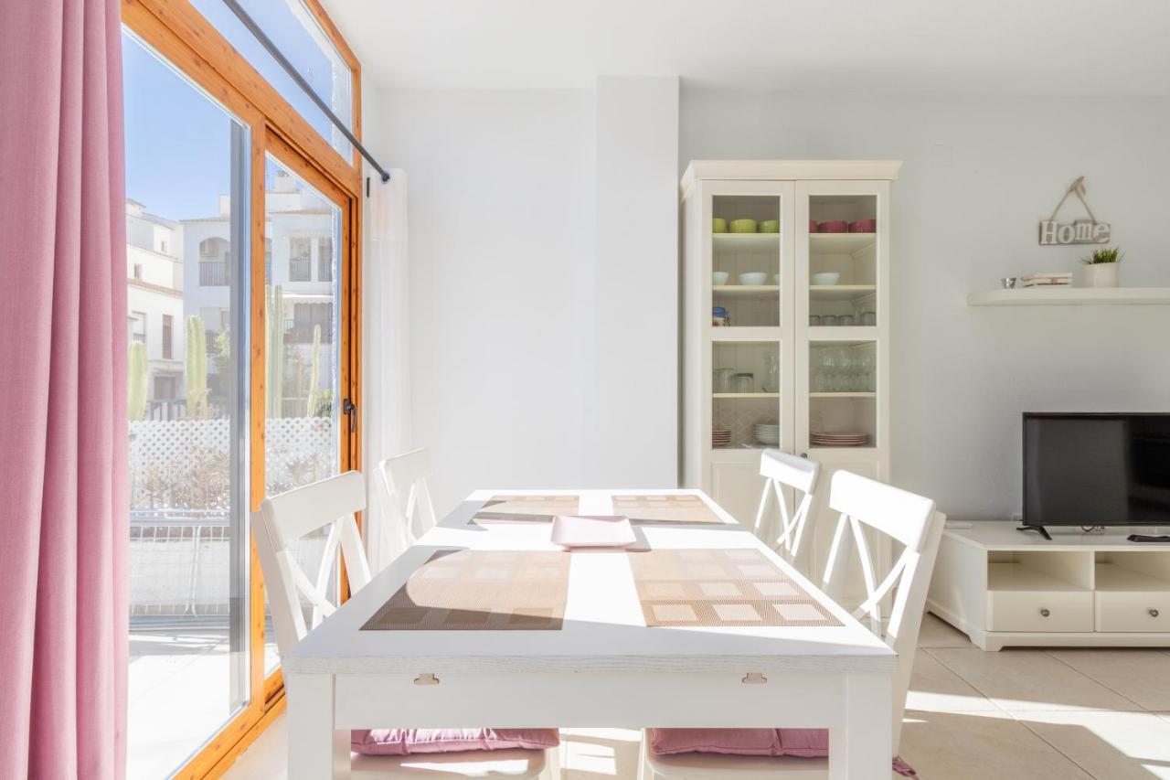 Apartamento Buraux , Con Vistas Al Mar & Parking En El Corazon Del Casco Viejo De *